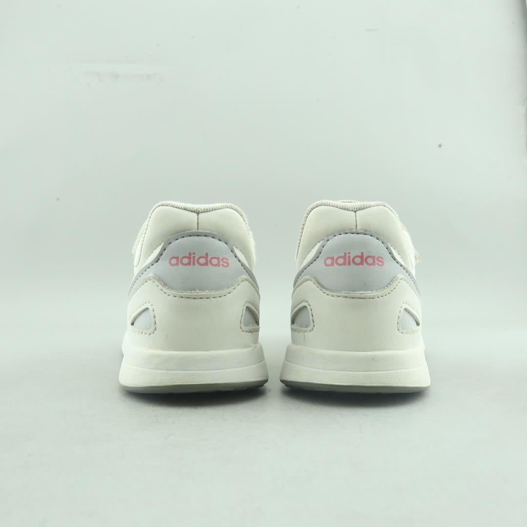 ADIDAS VS SWITCH 3