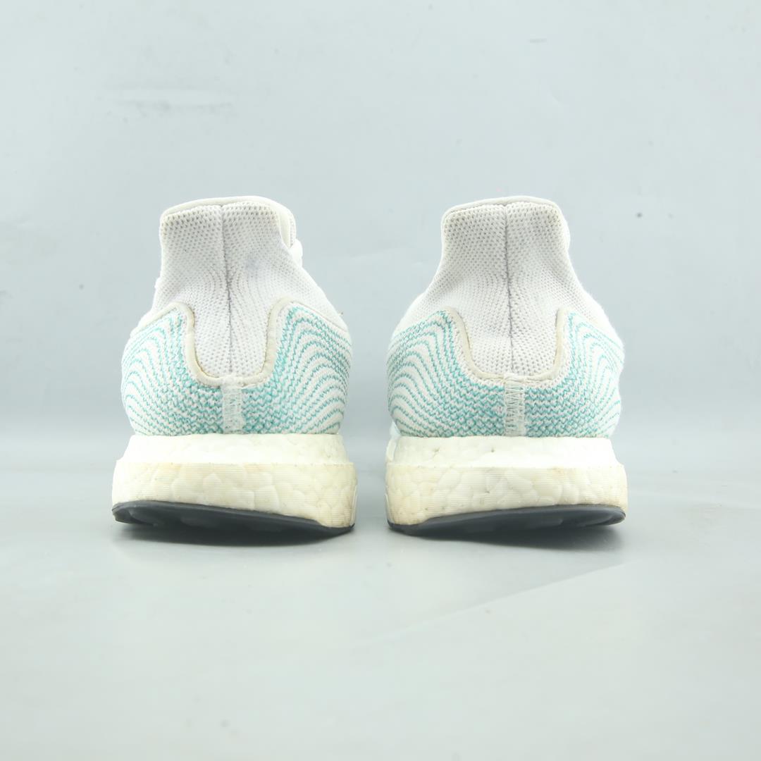ADIDAS ULTRA BOOST DNA