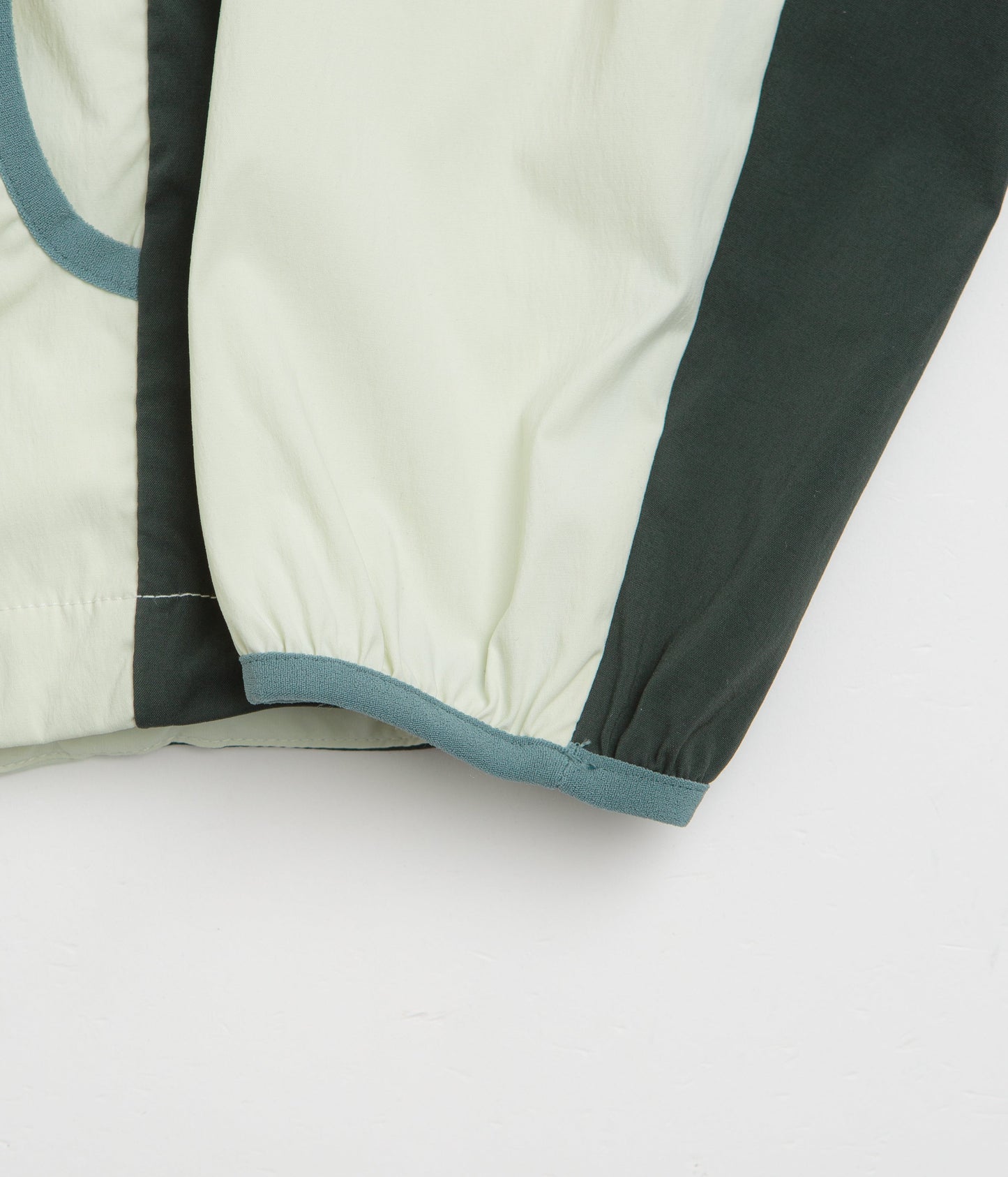 Nike ACG Five Towers Jacket - Sea Glass / Black Spruce / Summit White