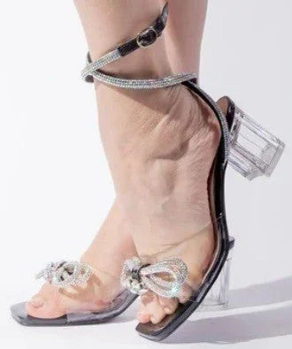 Noticeable Chunky Heels (Black)