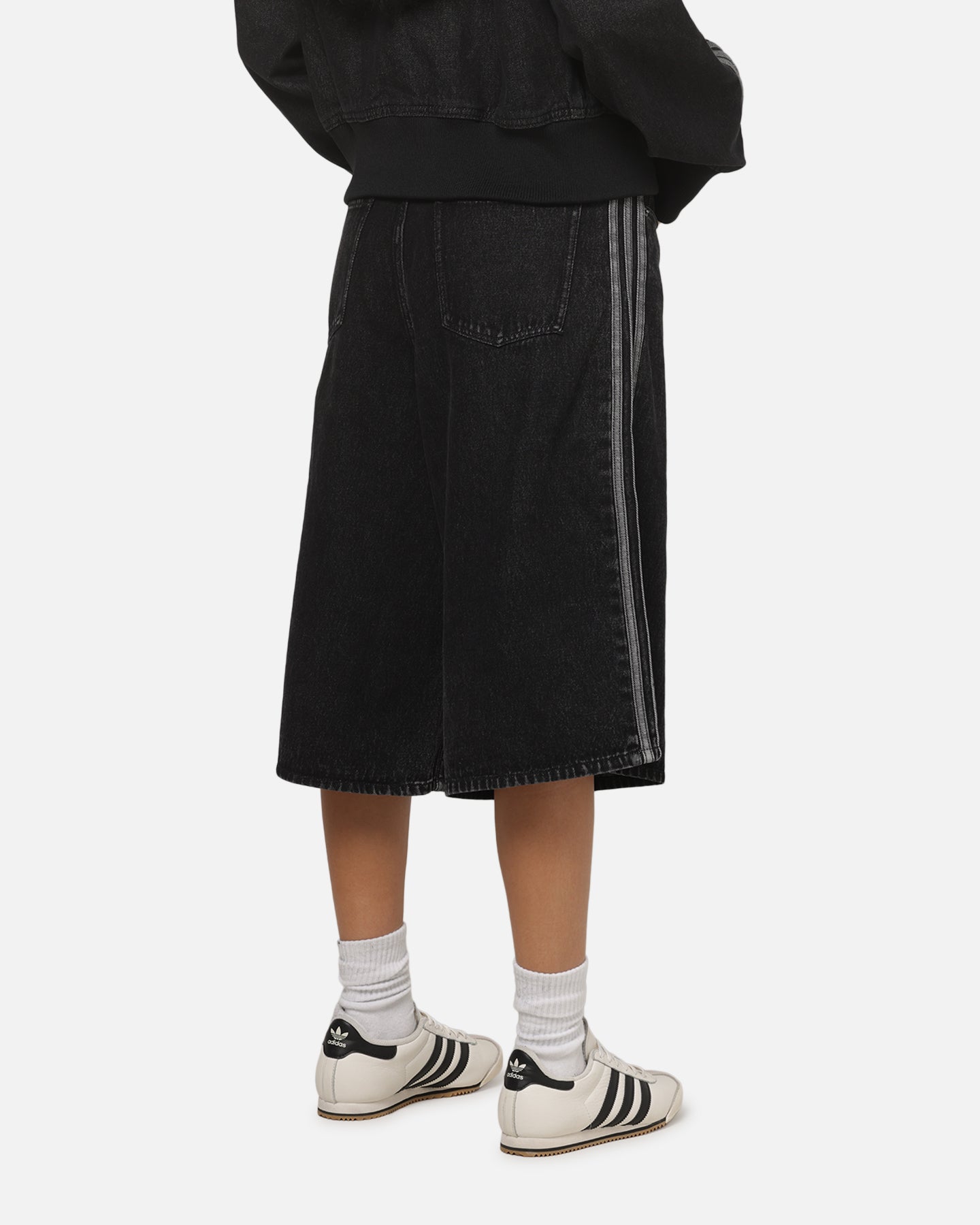 Adidas Women's Firebird Jorts True Black