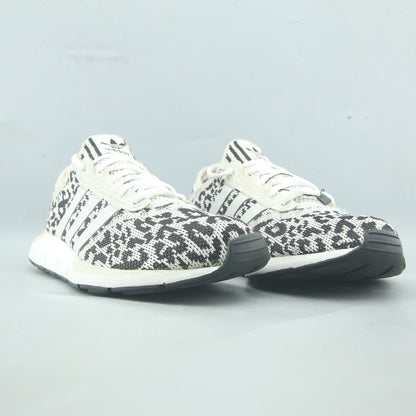 ADIDAS  SWIFT RUN X