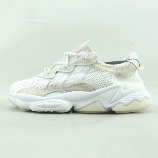 ADIDAS  OZWEEGO