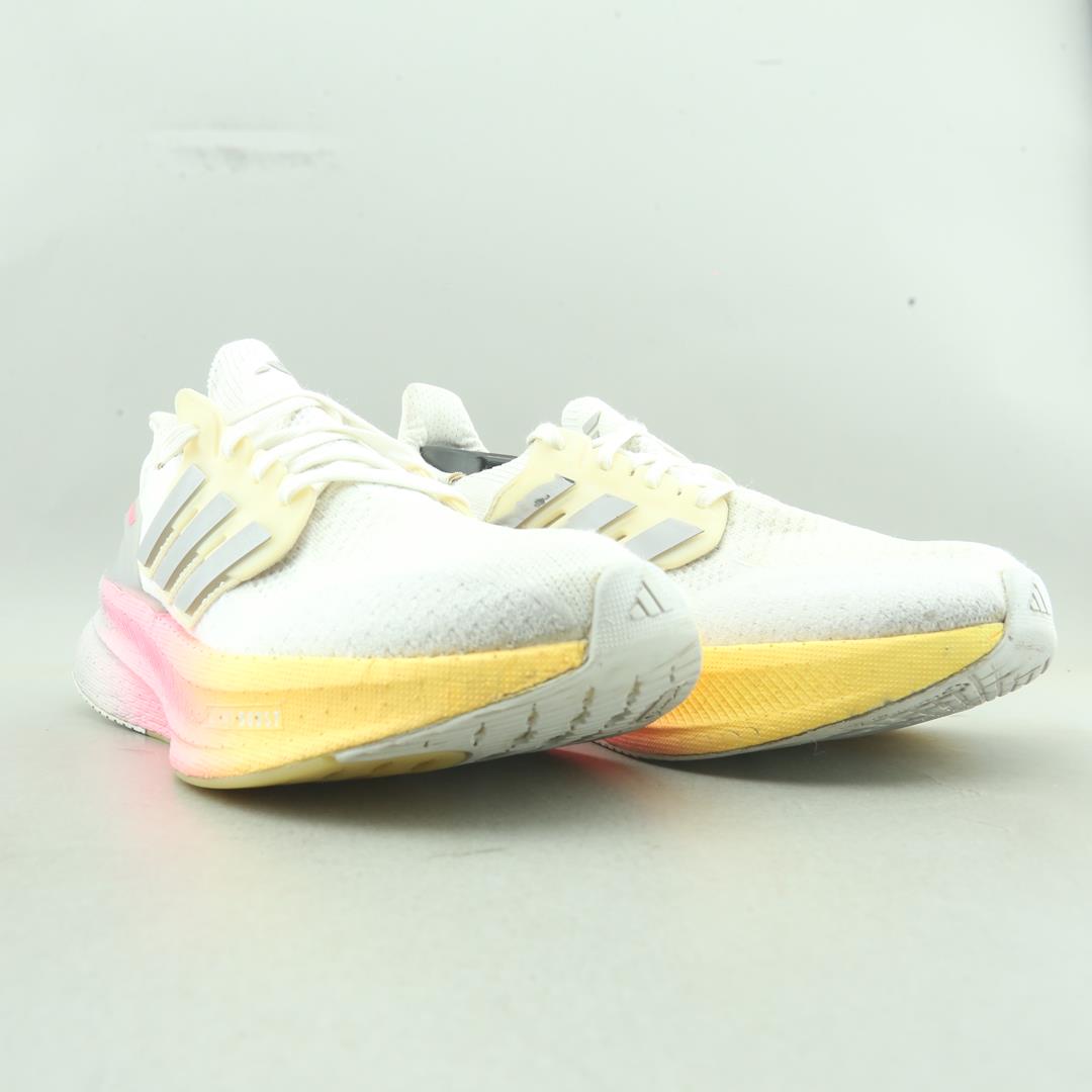 ADIDAS  ULTRABOOST 5