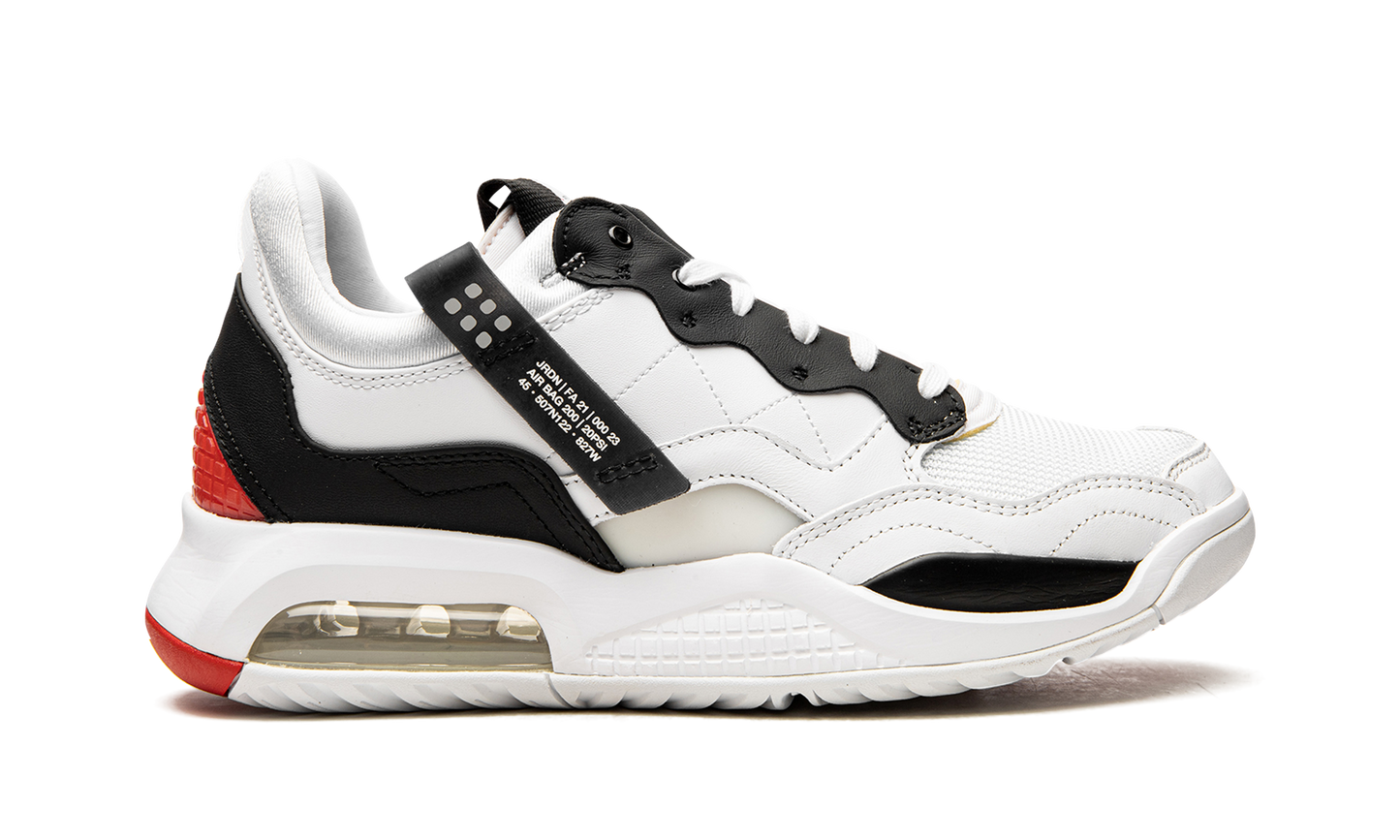 MA 2 "White" CV8122 106