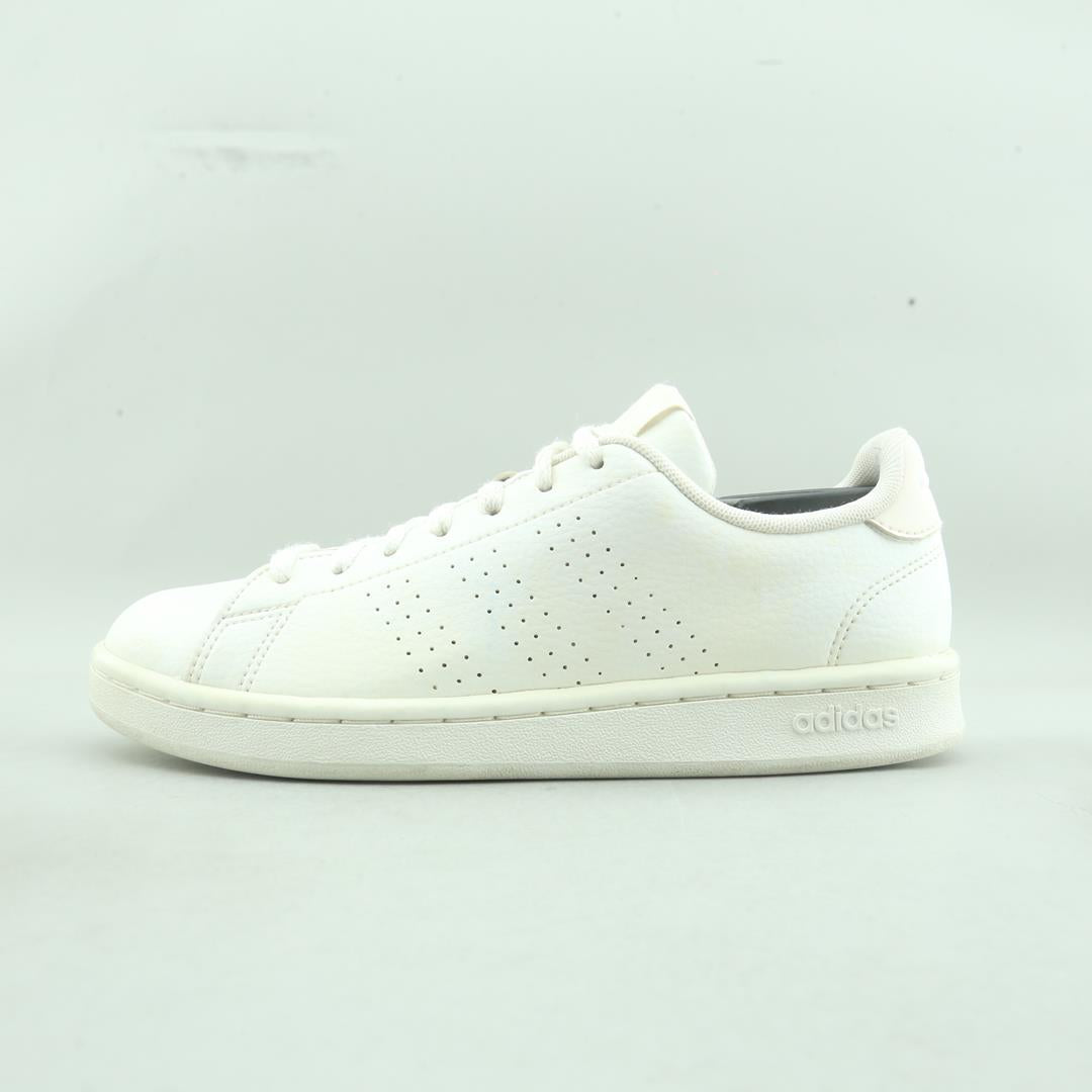 ADIDAS ADVANTAGE