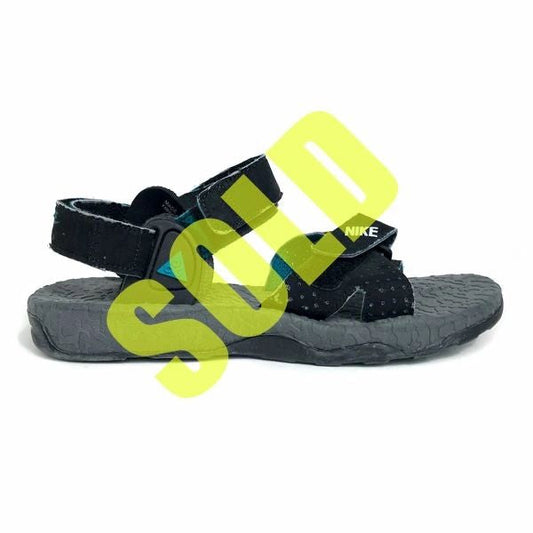 Nike Air Deschutz ACG 1993 Sandals Size 8