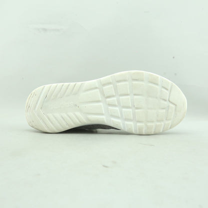ADIDAS  CLOUDFOAM QT RACER