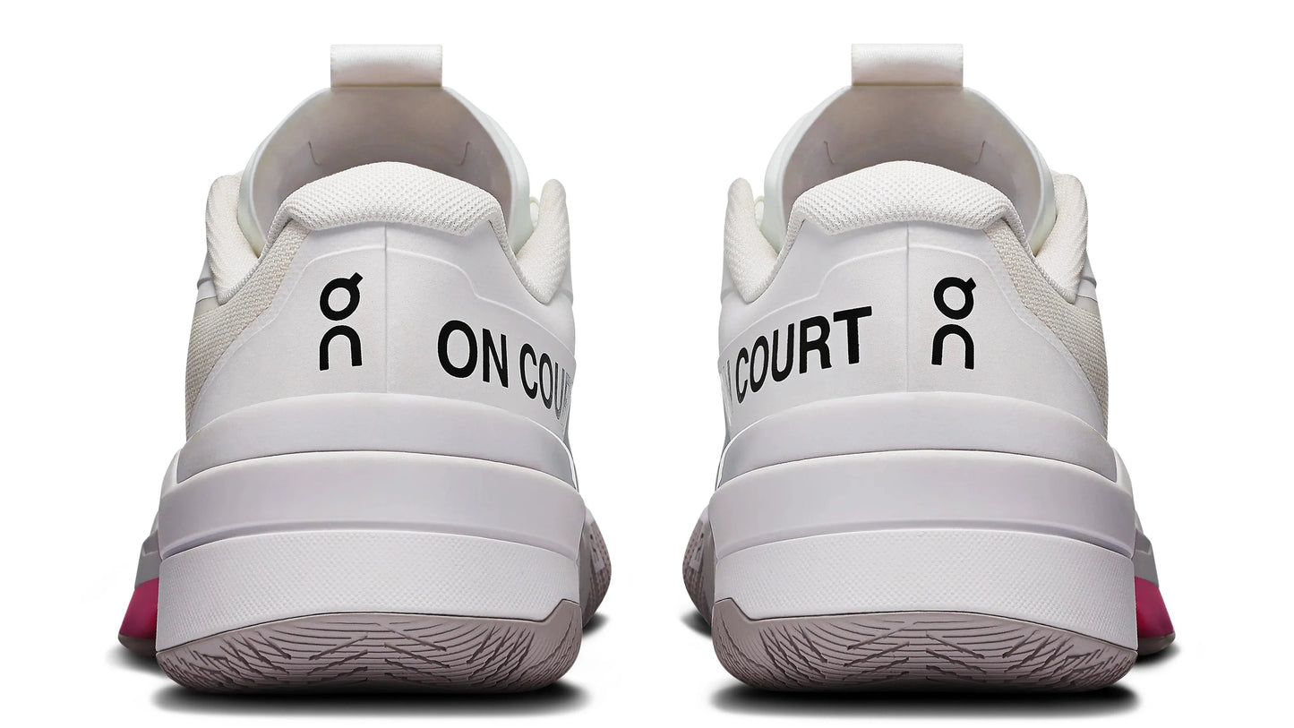 On The ROGER Pro Fire White Pink (Women's)