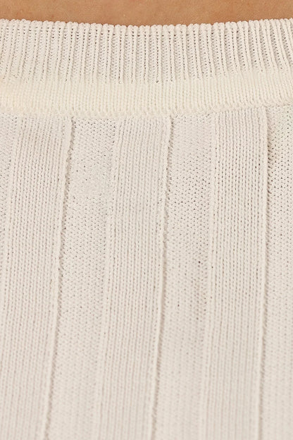 Aneesa Wide Rib Knit Top - White