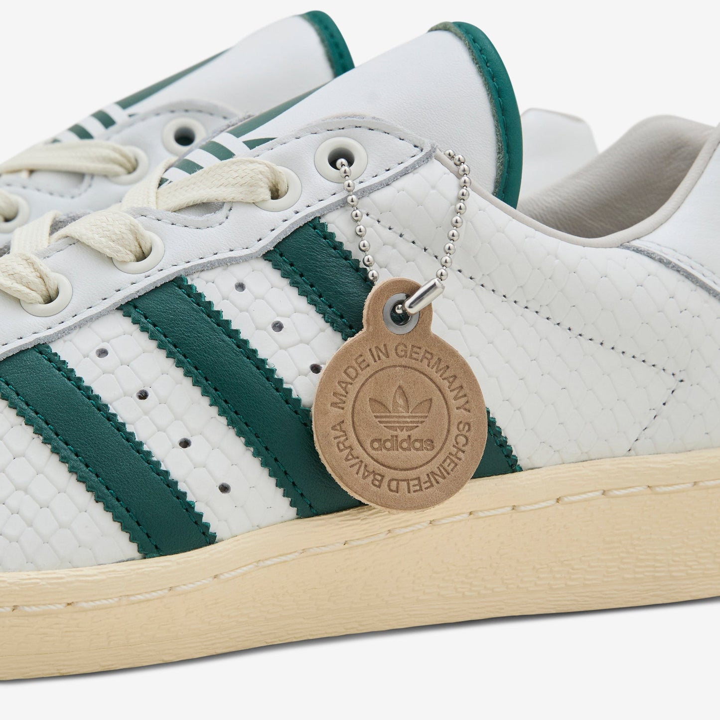 Ultrastar Made in Germany Core White | Collegiate Green | Warm Vanilla