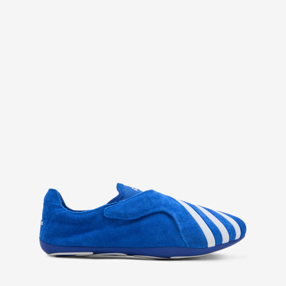 Pharrell Williams x Yoga Vario Flat Earther Blue | Ftwr White | Blue