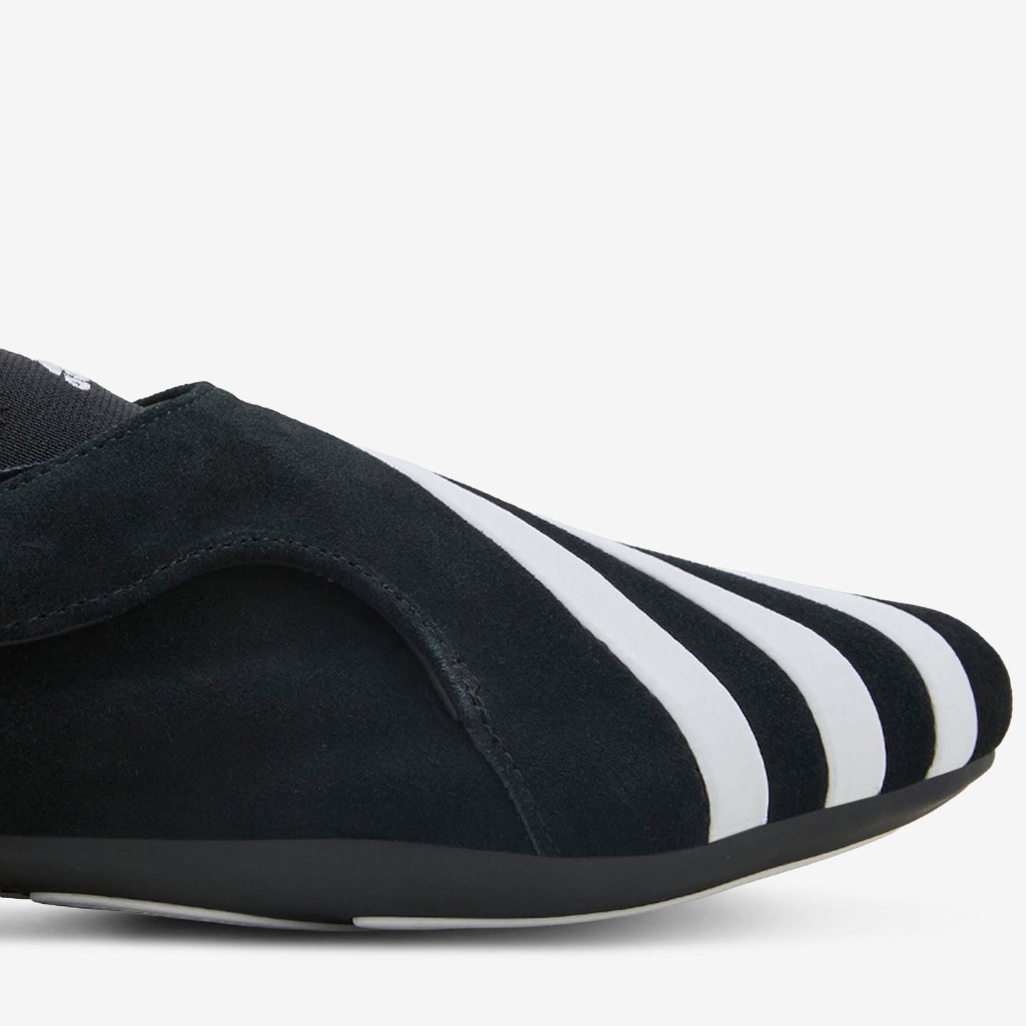 Pharrell Williams x Yoga Vario Flat Earther Core Black | Ftwr White | Core Black