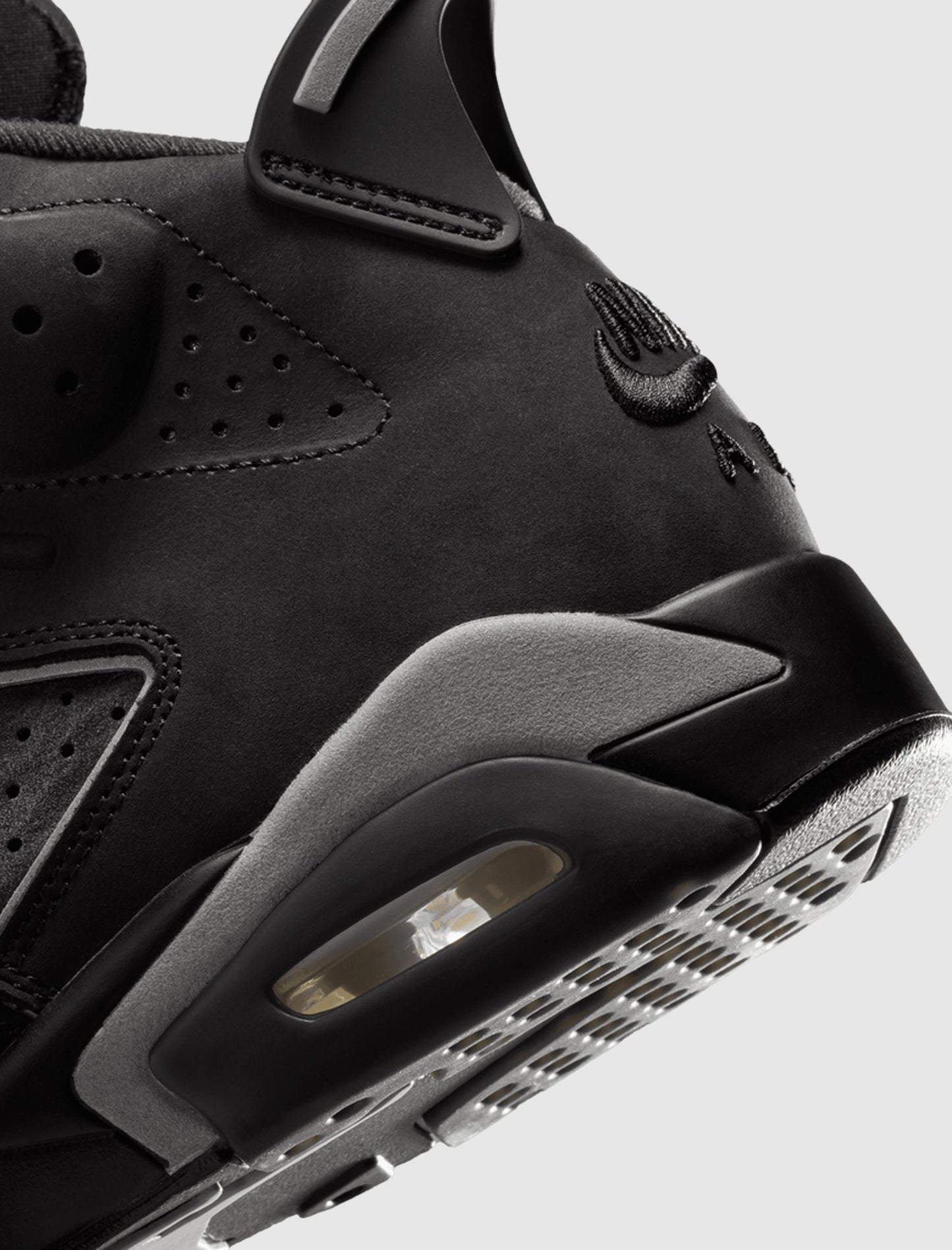 JORDAN 6 RETRO "CAP AND GOWN"