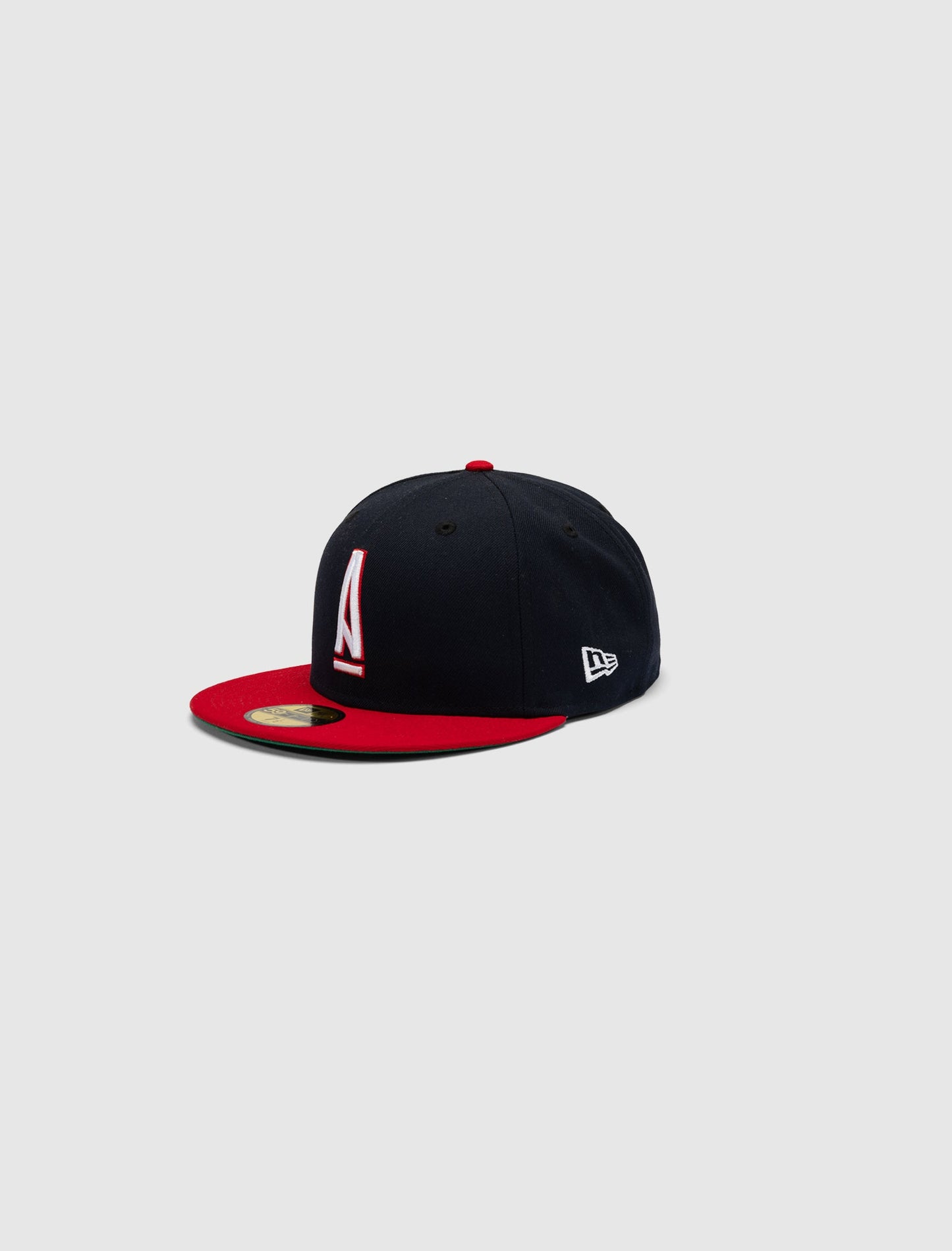 A MA MANIÉRE  5950 A LOGO HAT