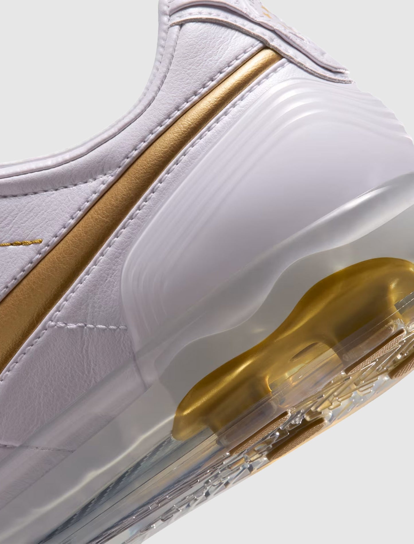 CRYO SHOT TIEMPO LEGEND R10 OG "WHITE/METALLIC GOLD/WHITE"