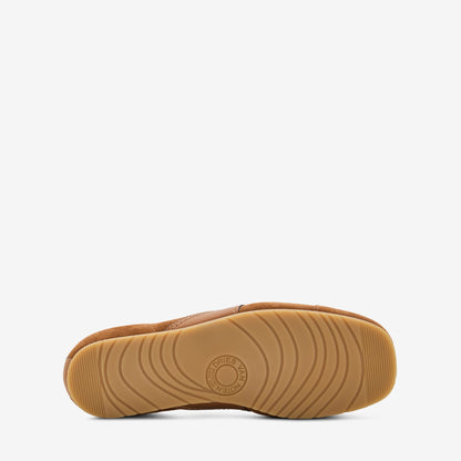 Suede Sneakers Tan
