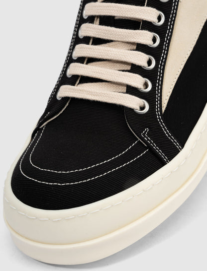 VINTAGE SNEAKERS