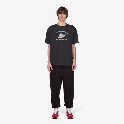 Solo Swoosh Cuffed Pants Total Black | Sail