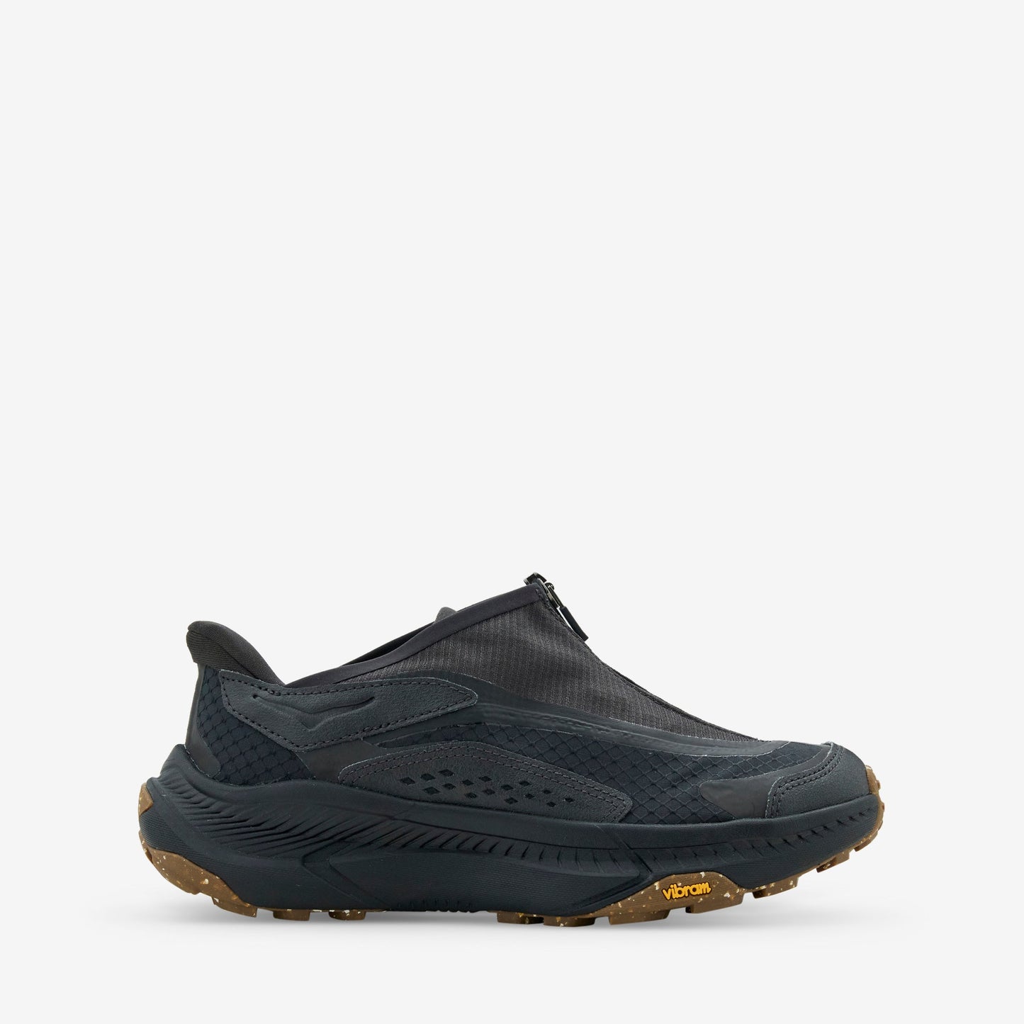 Project Transport Carbon Black | Black