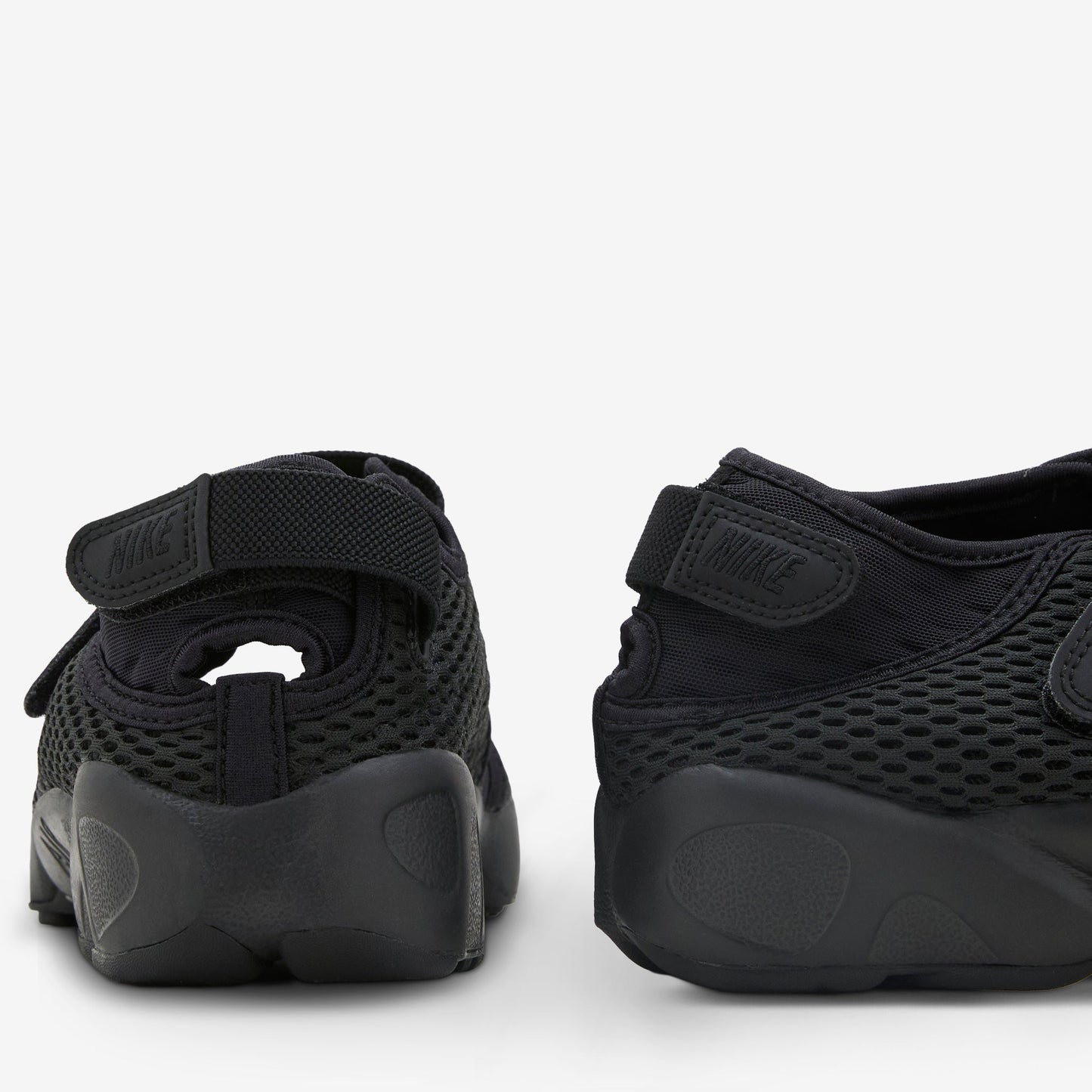 Air Rift Breathe Black | Black