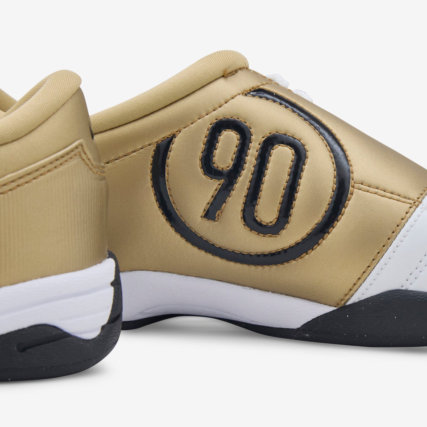 Total 90 White | Black | Metallic Gold