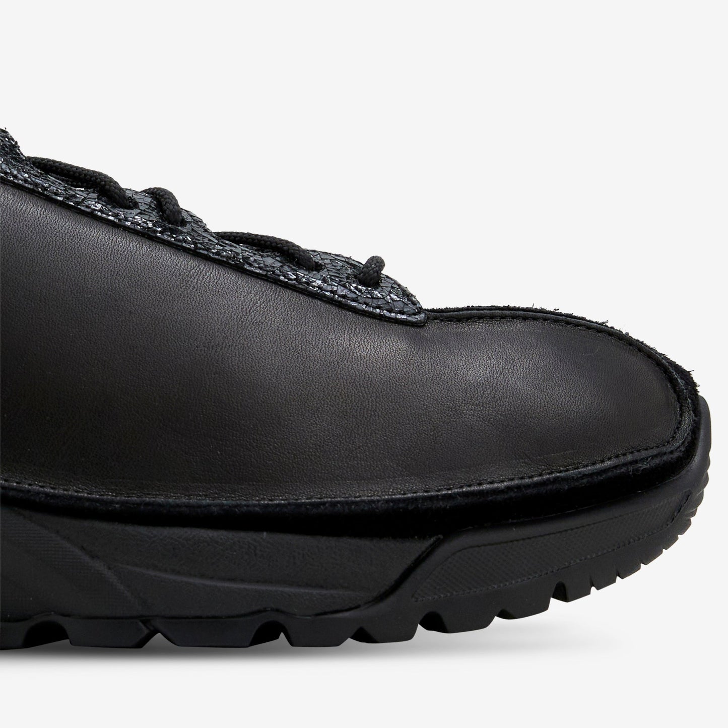 Klove Black Leather