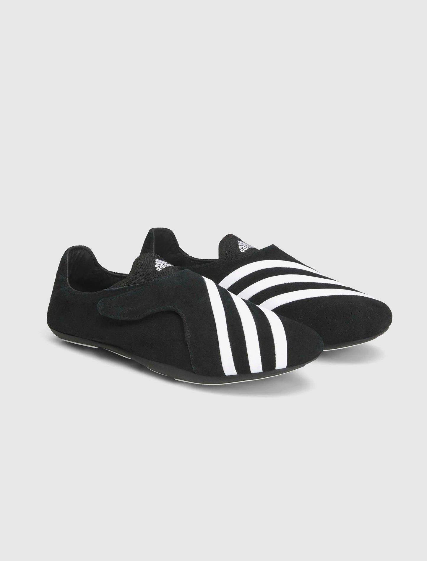 PHARRELL WILLIAMS YOGA VARIO "BLACK/WHITE"