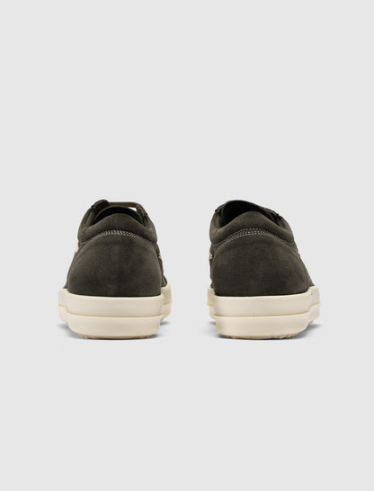 VINTAGE SNEAKER