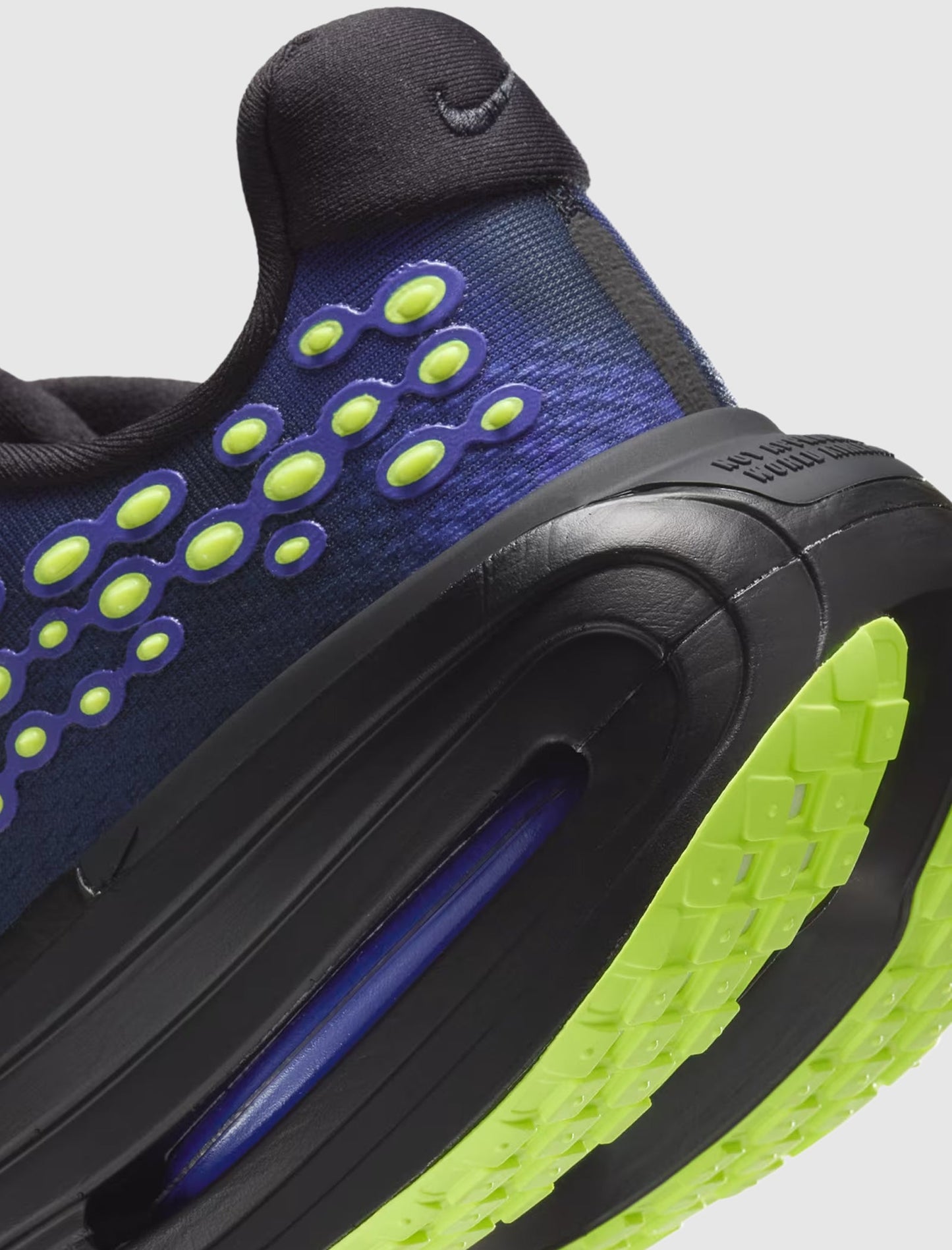 VOMERO PREMIUM "BLACK/VOLT GLOW"