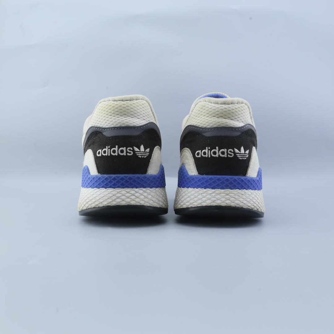 ADIDAS  ULTRA TECH