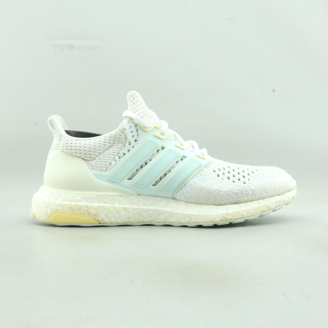 ADIDAS  ULTRA BOOST 1.0