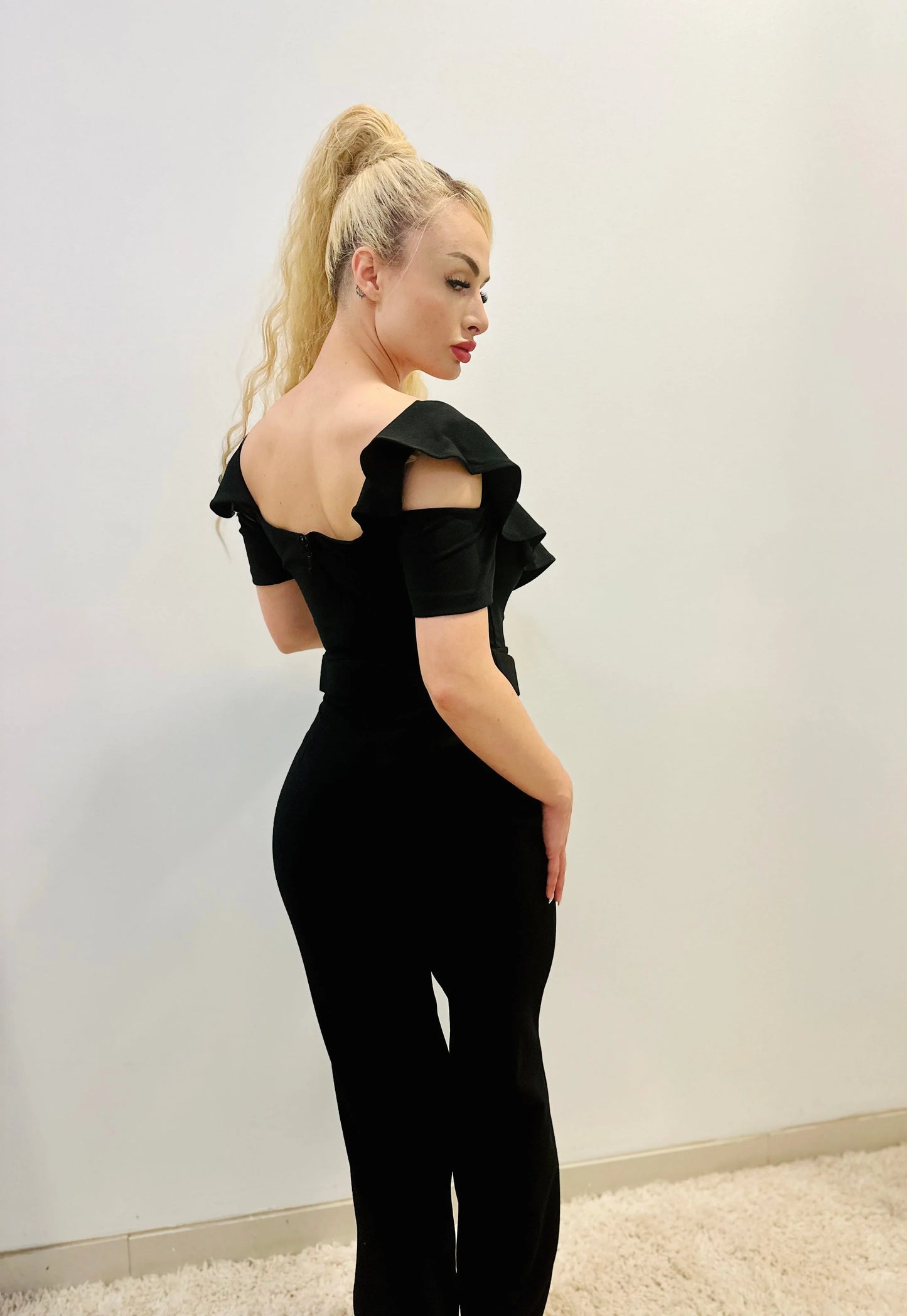 Black Jumpsuit Ruffle Detailed Fashion Jumpsuit with Belt