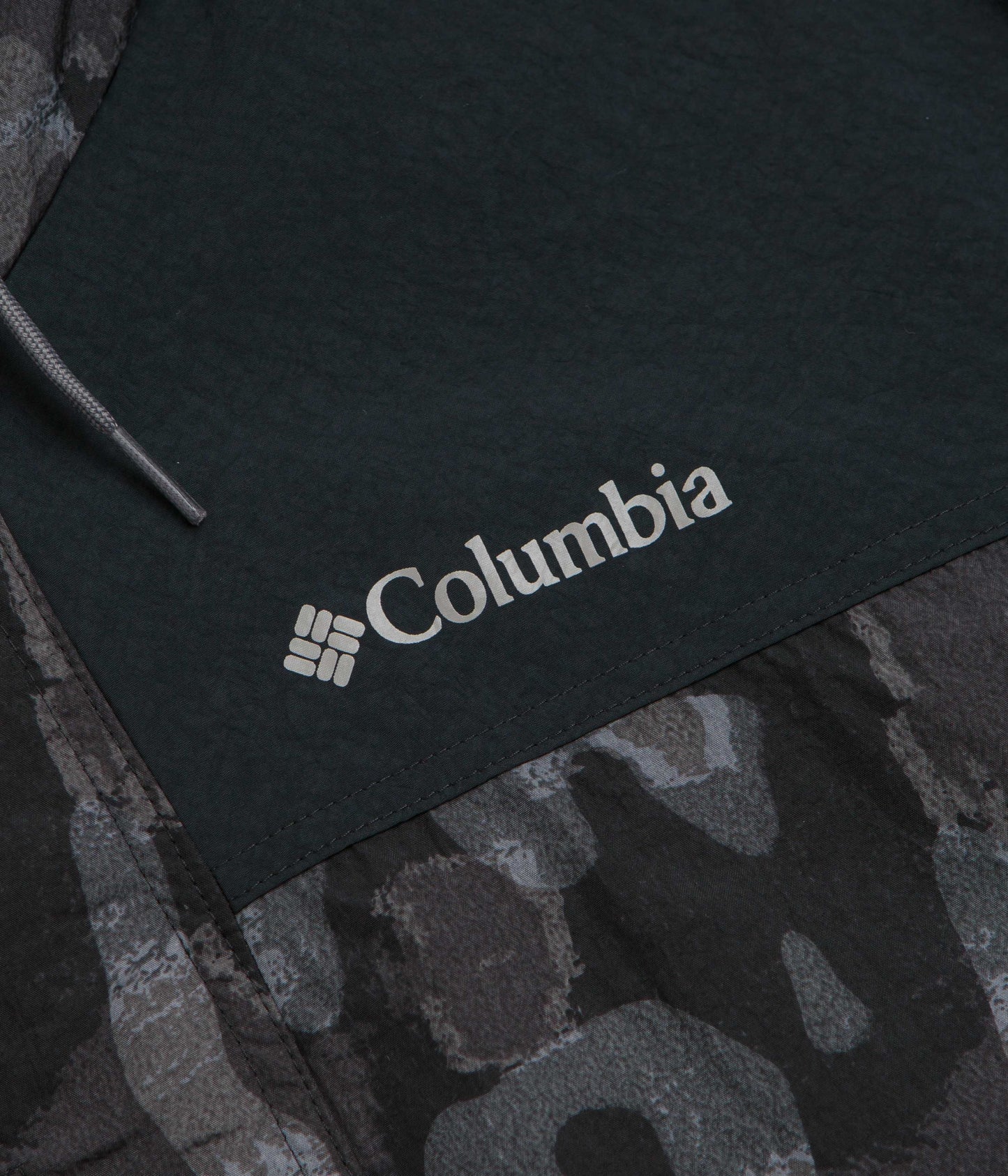 Columbia Challenger II Printed Windbreaker Jacket - Black Treebark / Black