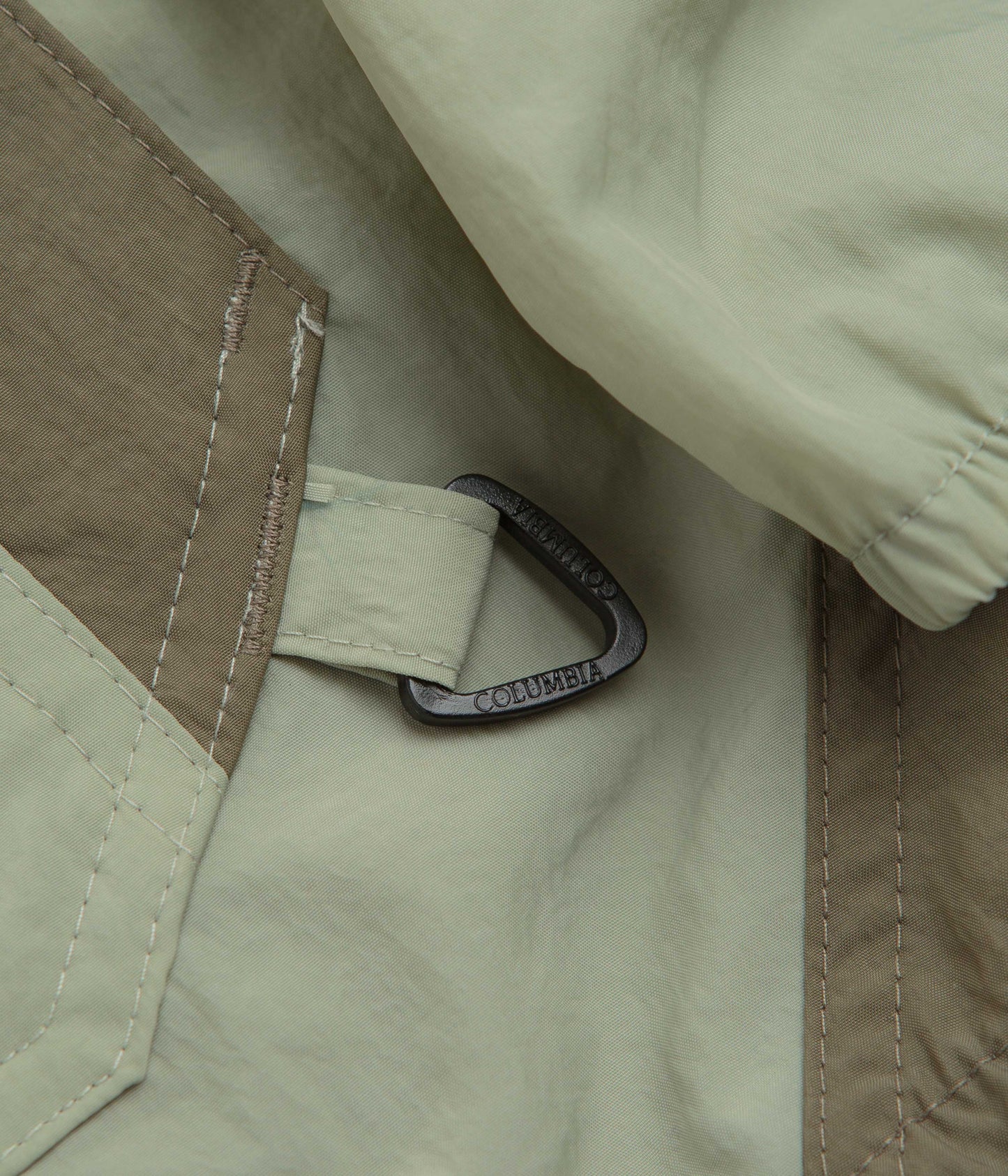Columbia Challenger II Windbreaker Jacket - Safari / Stone Green