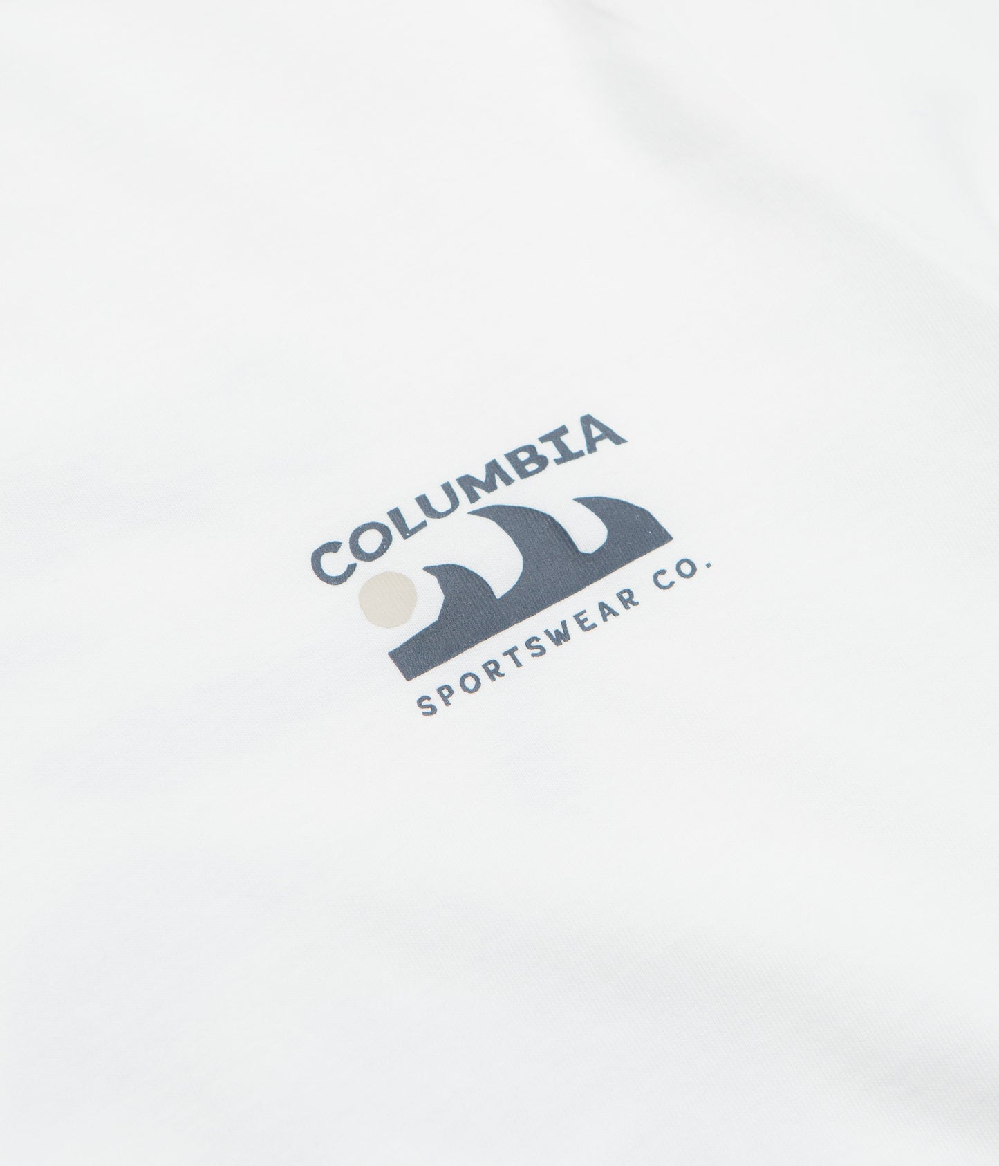 Columbia Explorers Canyon Back T-Shirt - White / Peaks and Waves