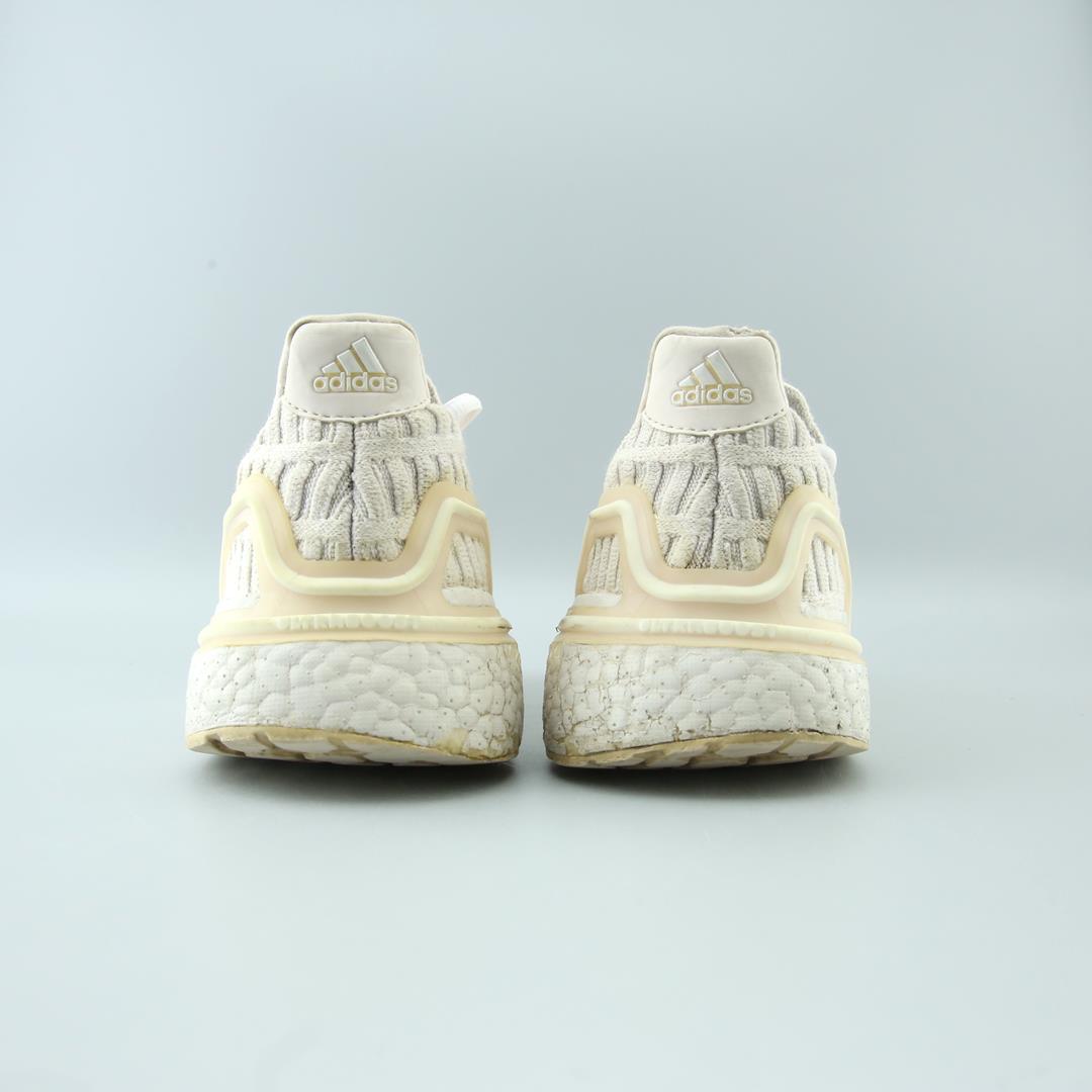 ADIDAS  ULTRA BOOST DNA CC1