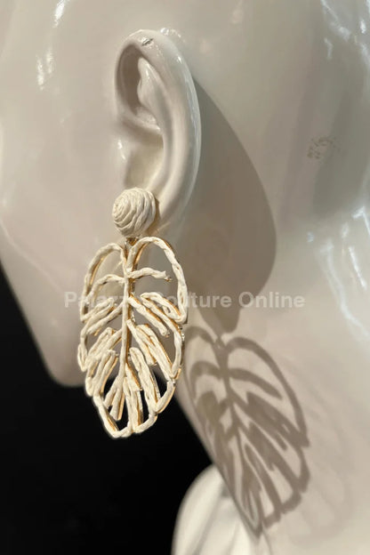 Earring Leaves White – Elegant Leaf Drop Earrings