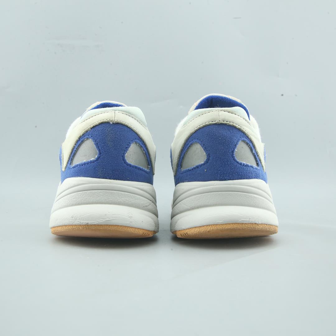 ADIDAS  YUNG-1