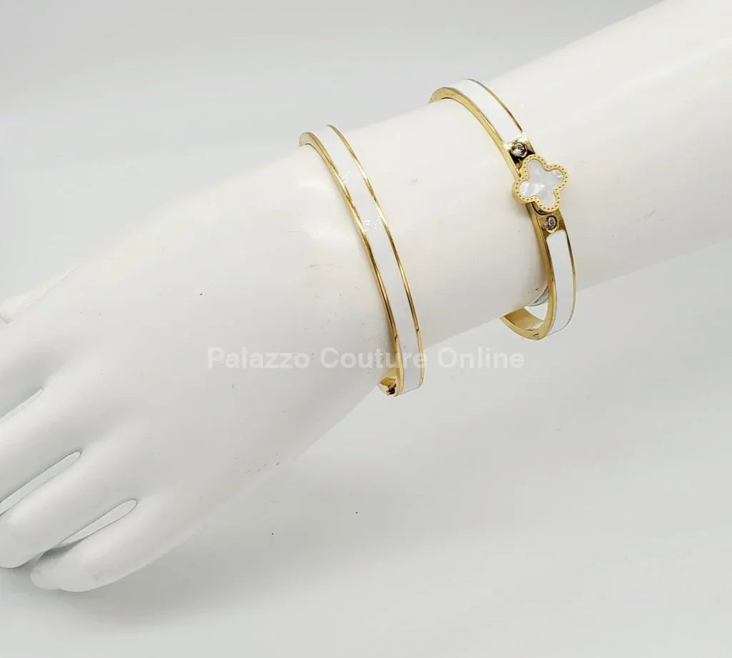 Lucky Clover Narrow Enamel Hinged Bangle Clover (White )