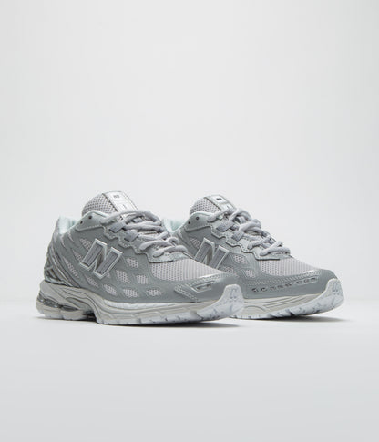 New Balance 1906W Shoes - Silver Metallic / White