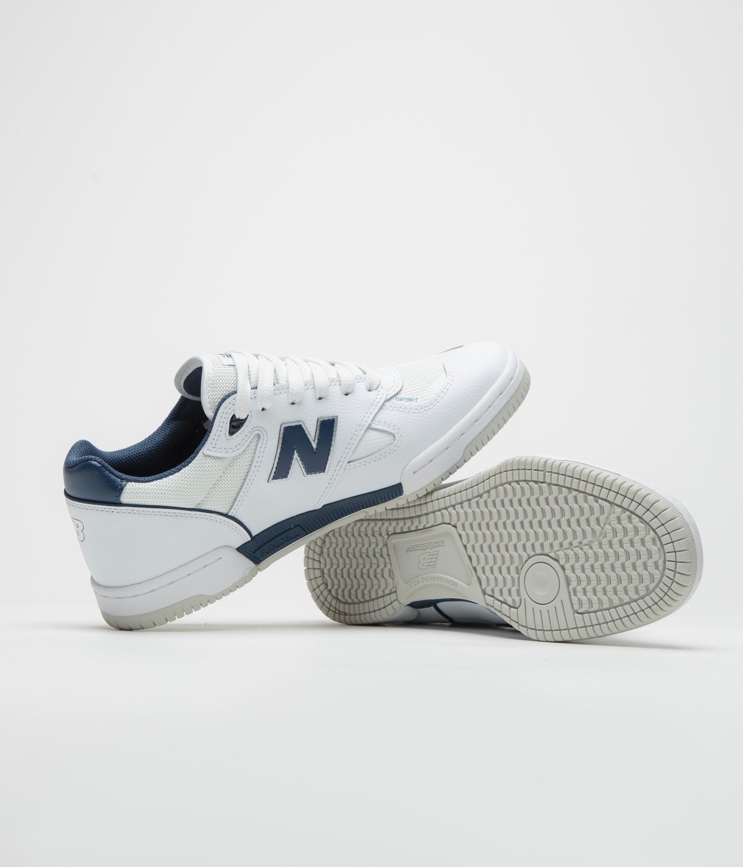 New Balance Numeric 600 Tom Knox Shoes - White / Navy