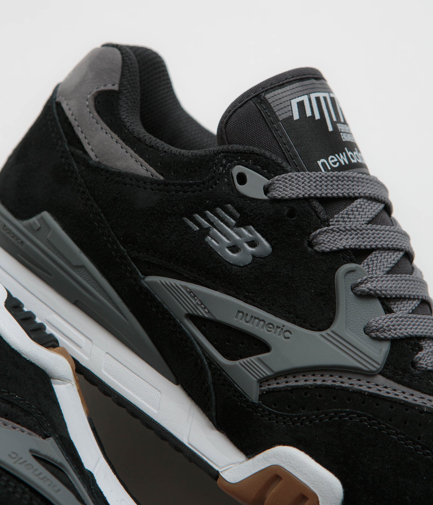 New Balance Numeric 770 Shoes - Black / Charcoal