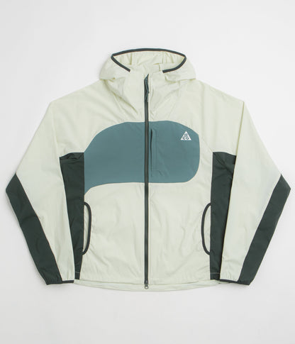 Nike ACG Five Towers Jacket - Sea Glass / Black Spruce / Summit White