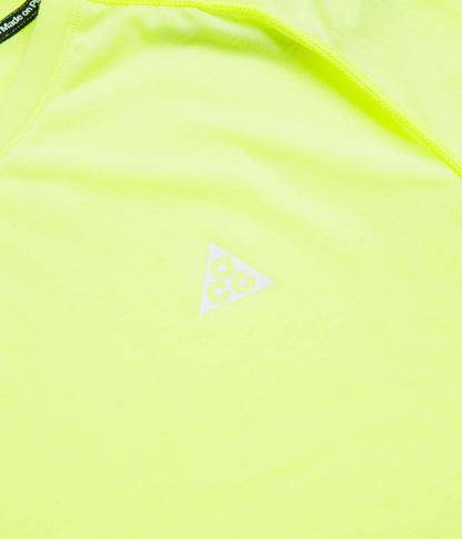 Nike ACG Solar Chase T-Shirt - Volt Ice / Mean Green / Summit White