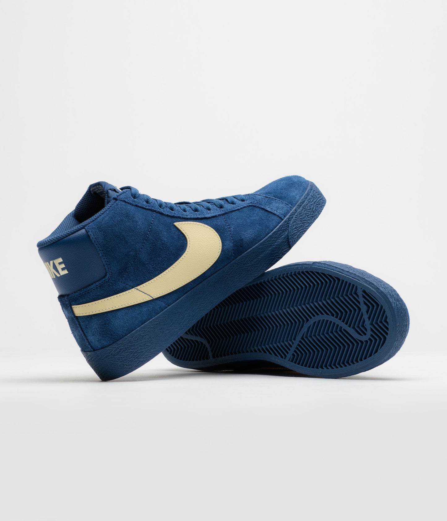 Nike SB Blazer Mid Shoes - Coastal Blue / Pale Yellow - Coastal Blue