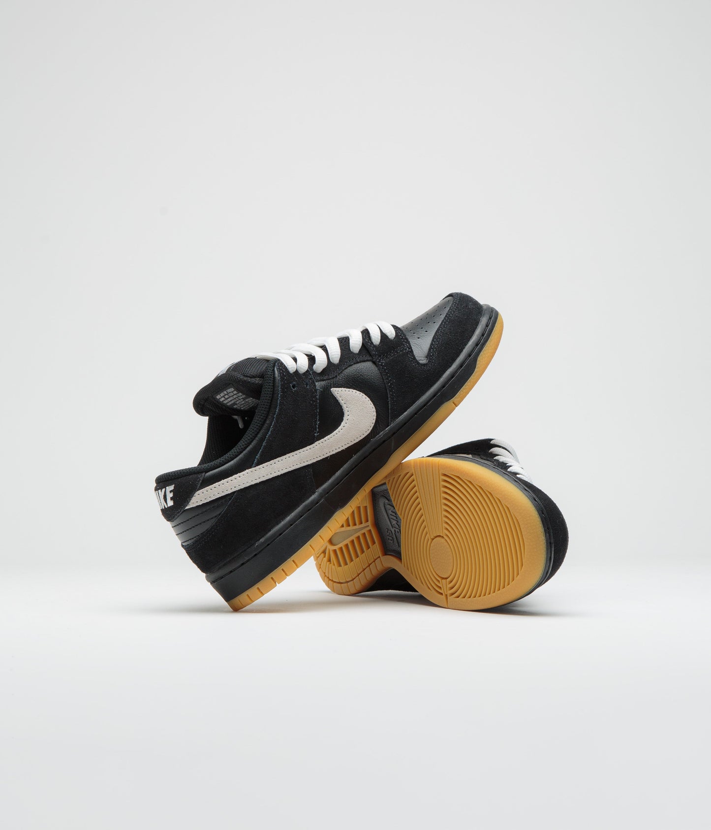 Nike SB Dunk Low Pro Shoes - Black / White - Black - Gum Light Brown - Black