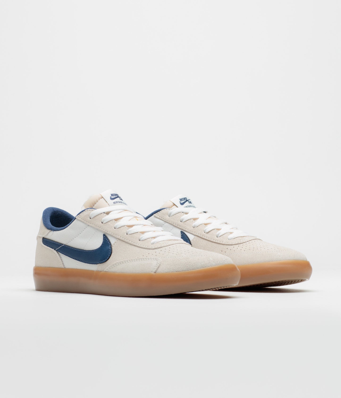 Nike SB Heritage Vulc Shoes - Summit White / Navy - White - Gum Light Brown