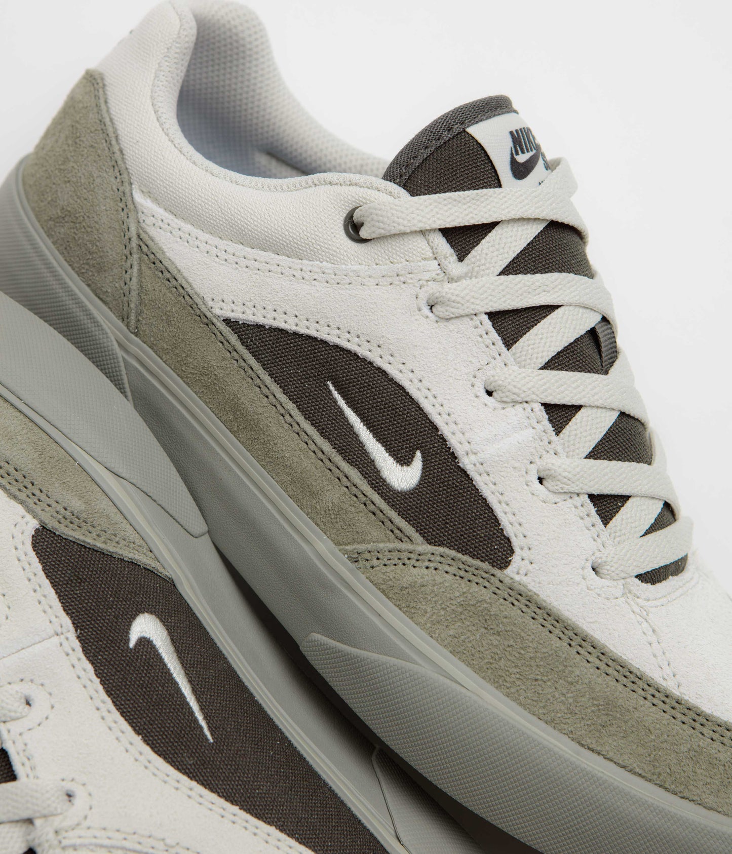 Nike SB Malor Shoes - Light Bone / Light Bone - Light Army
