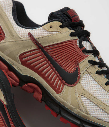 Nike Vomero 5 Shoes - Desert Khaki / Black - Light Orewood Brown